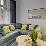 Modern 2Br Gem I Free Parking I Sleeps 5